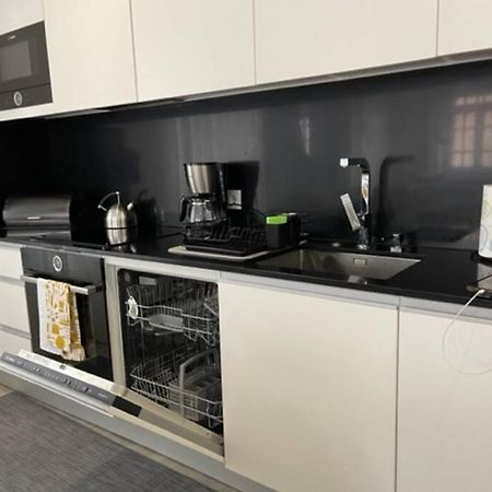 Modern 1 Bedroom City Center Aveiro Apartment Esterno foto
